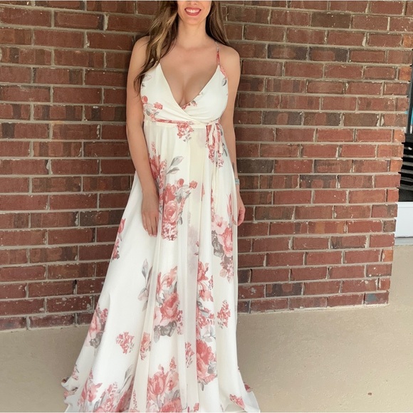 Lulu's Elegantly Inclined Cream Floral Print Wrap Maxi Dress Size Small, NWT - Picture 2 of 16
